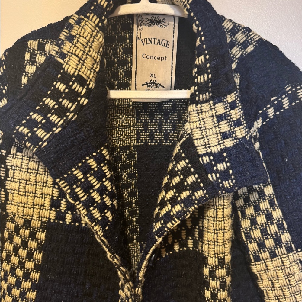 Vintage Concept Women's Black and Cream Pea Coat